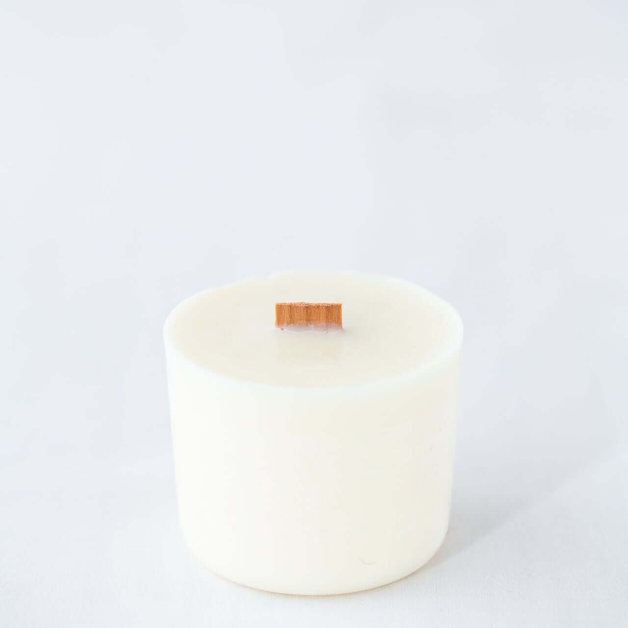 Eco-Friendly Dark Honey with Pepper Candle Wax Fill The Candle Brand Home Fragrance